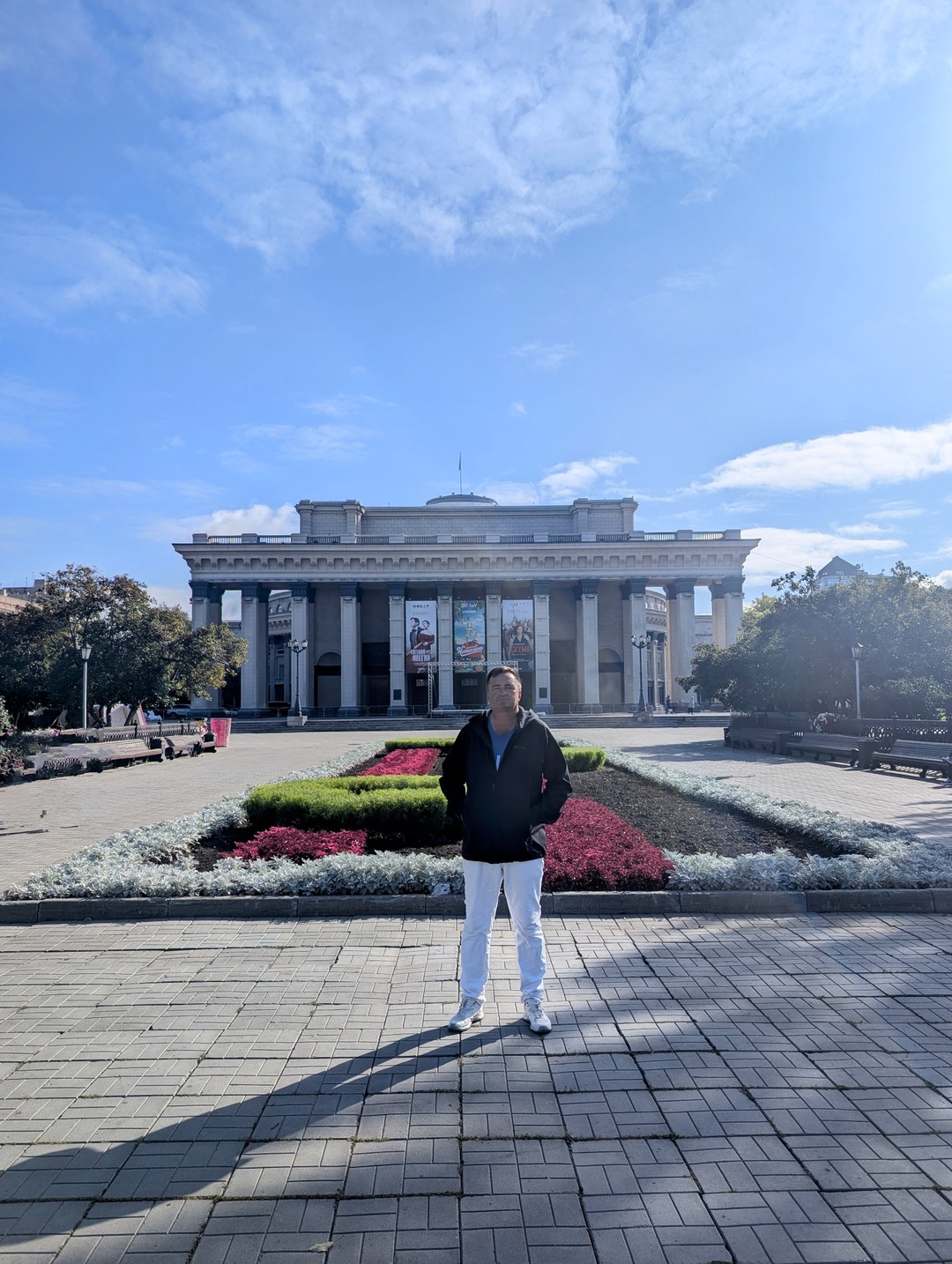 Новосибирск. Знакомство (Александр)