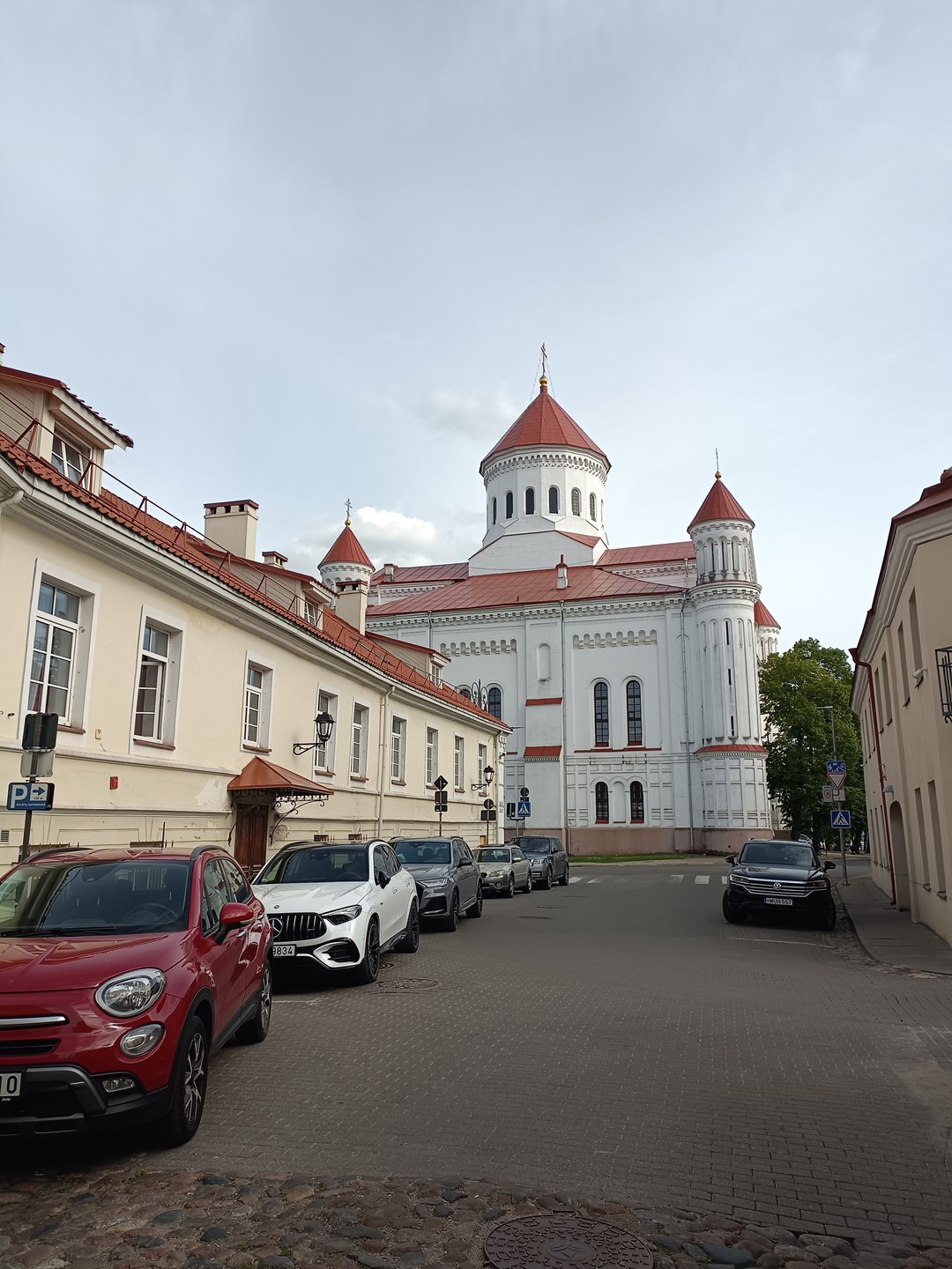 Экскурсия, проведённая Галиной, произвела на нас (группа из пяти девочек от 15 до 51 года) неизгладимое