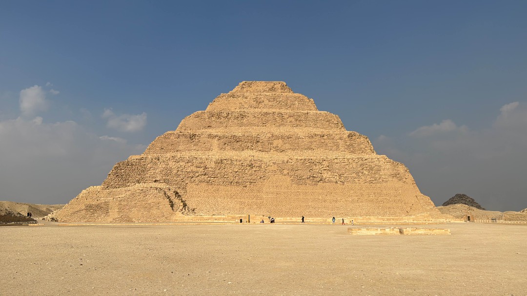 Недавно были на экскурсии с гидом Мохамедом. Мы посетили плато Гиза, Саккару, а также Дахшур. Экскурсия