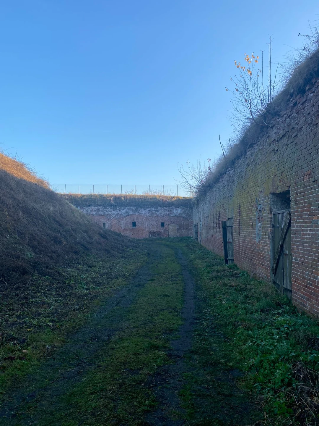 Большое спасибо от нашей семьи Татьяне за интересную экскурсию по Брестской крепости. Информации было очень много