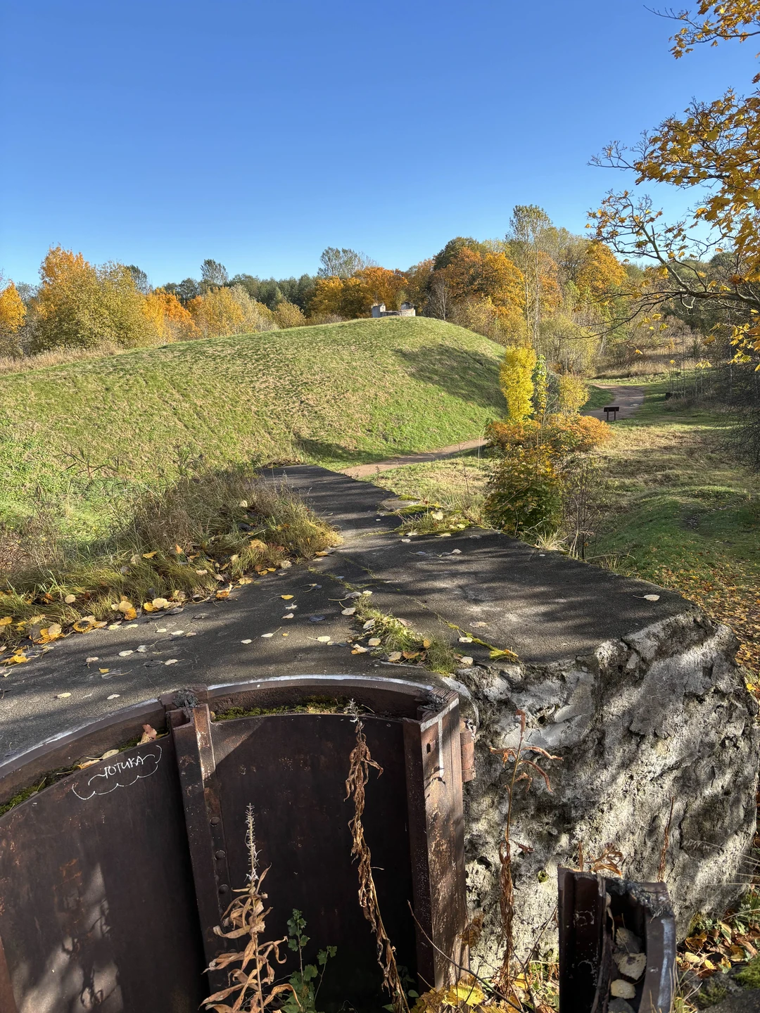 Денис показал нам остров Котлин и Кронштадт такими, которых мы никогда не видели, бывая тут ранее. Очень рекомендуем!