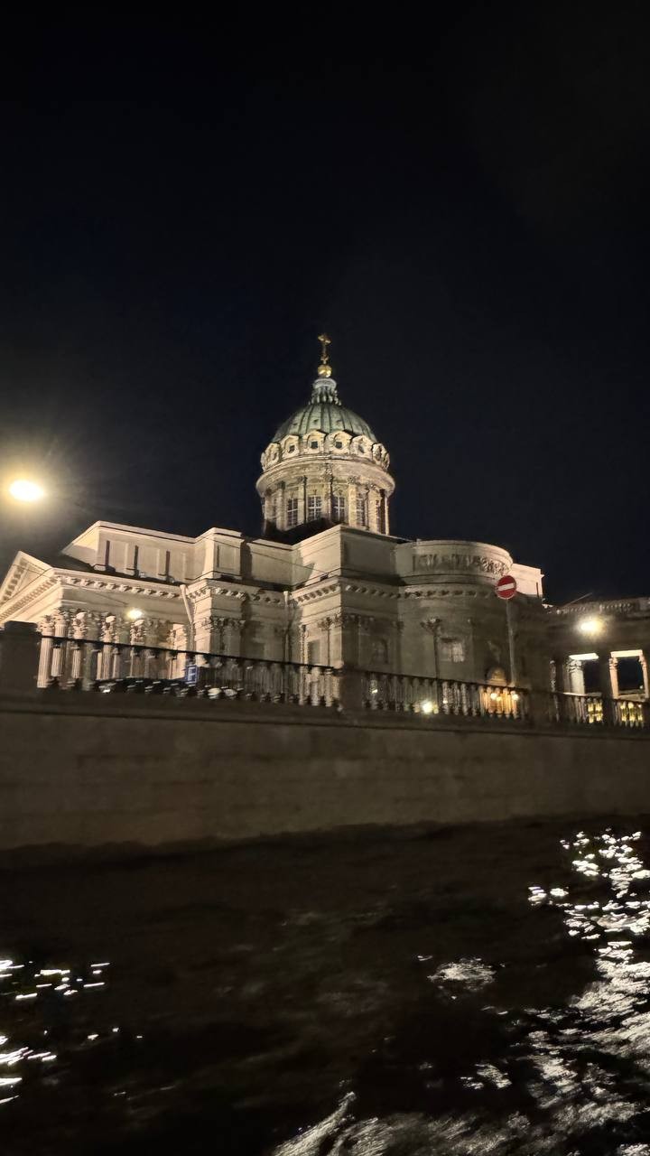 Феерия разводных мостов в Петербурге (Наталья)