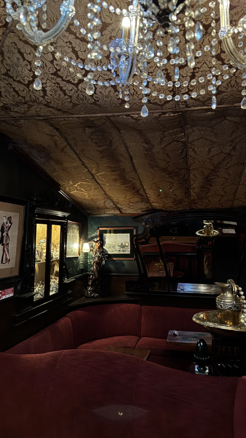 Классные и аутентичные бары со своим вайбом и историей