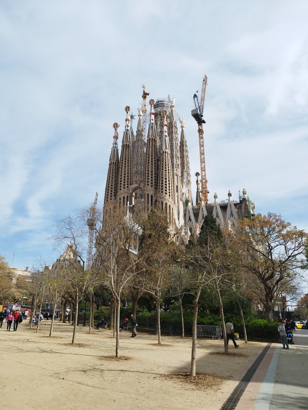 Антонио Гауди - гений, сумасшедший, святой