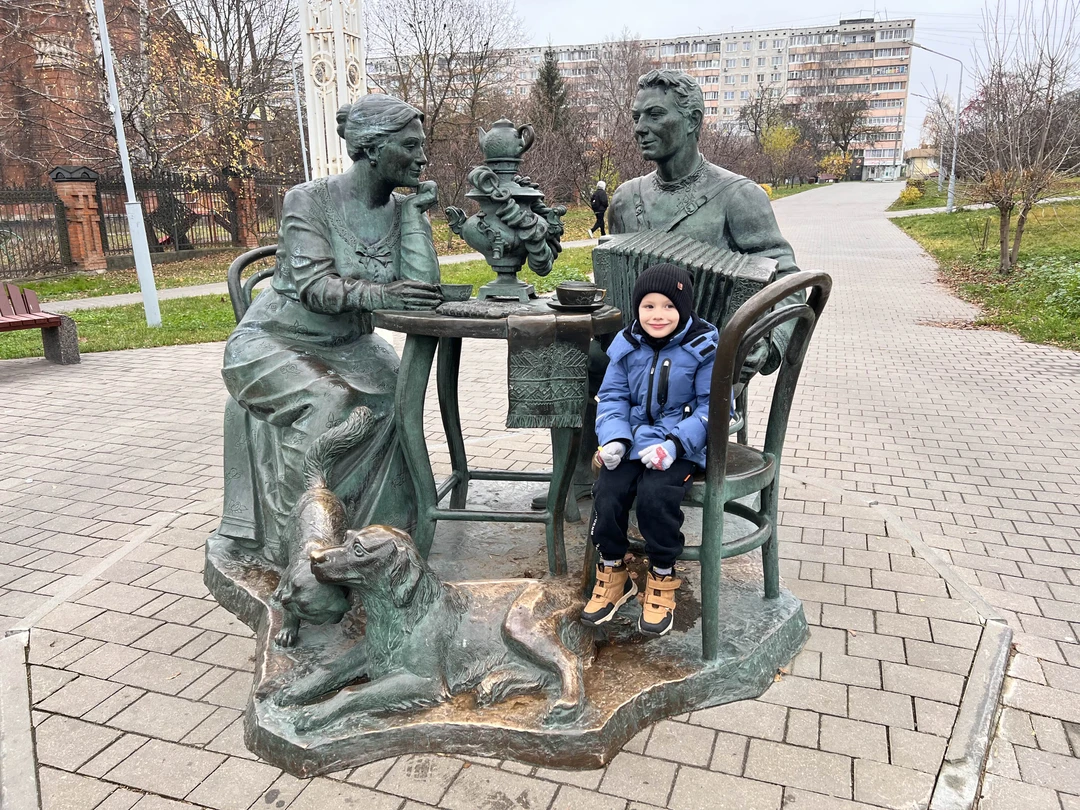 Очень интересная и познавательная экскурсия! Прошла весело и с удовольствием. Экскурсовод Леонид — замечательный рассказчик, с