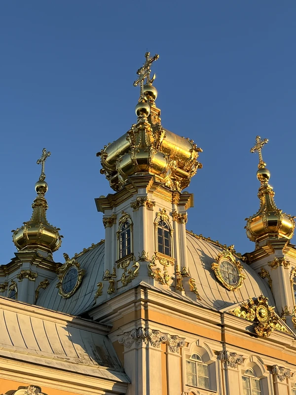 Петергоф и Кронштадт за один день