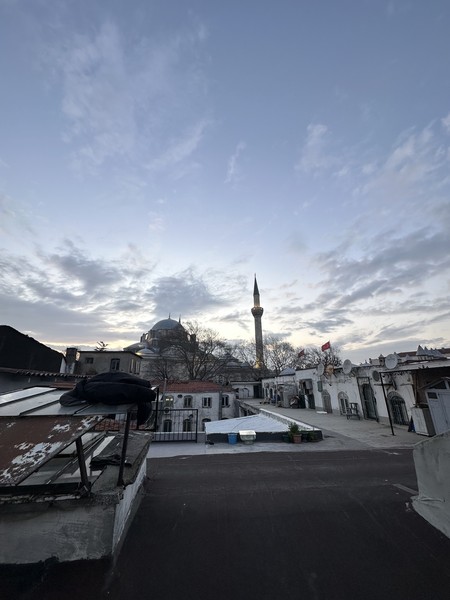 Отличная экскурсия, а точнее прогулка с подругой, с которой вы давно не виделись. Баяна знает такие