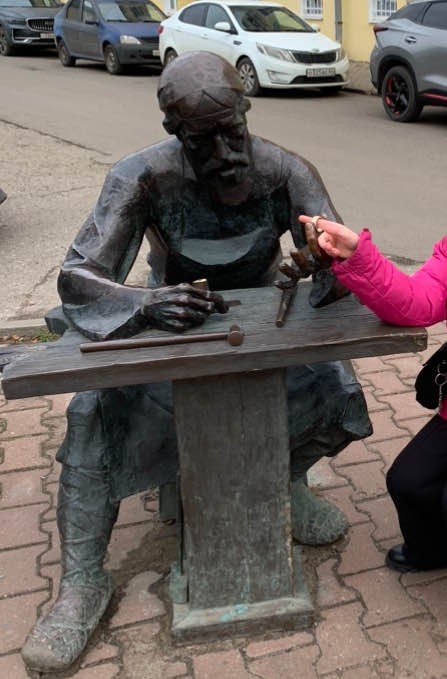 Экскурсия - квест с Алисой останется на долгую память у детей, надеюсь и исторические факты тоже