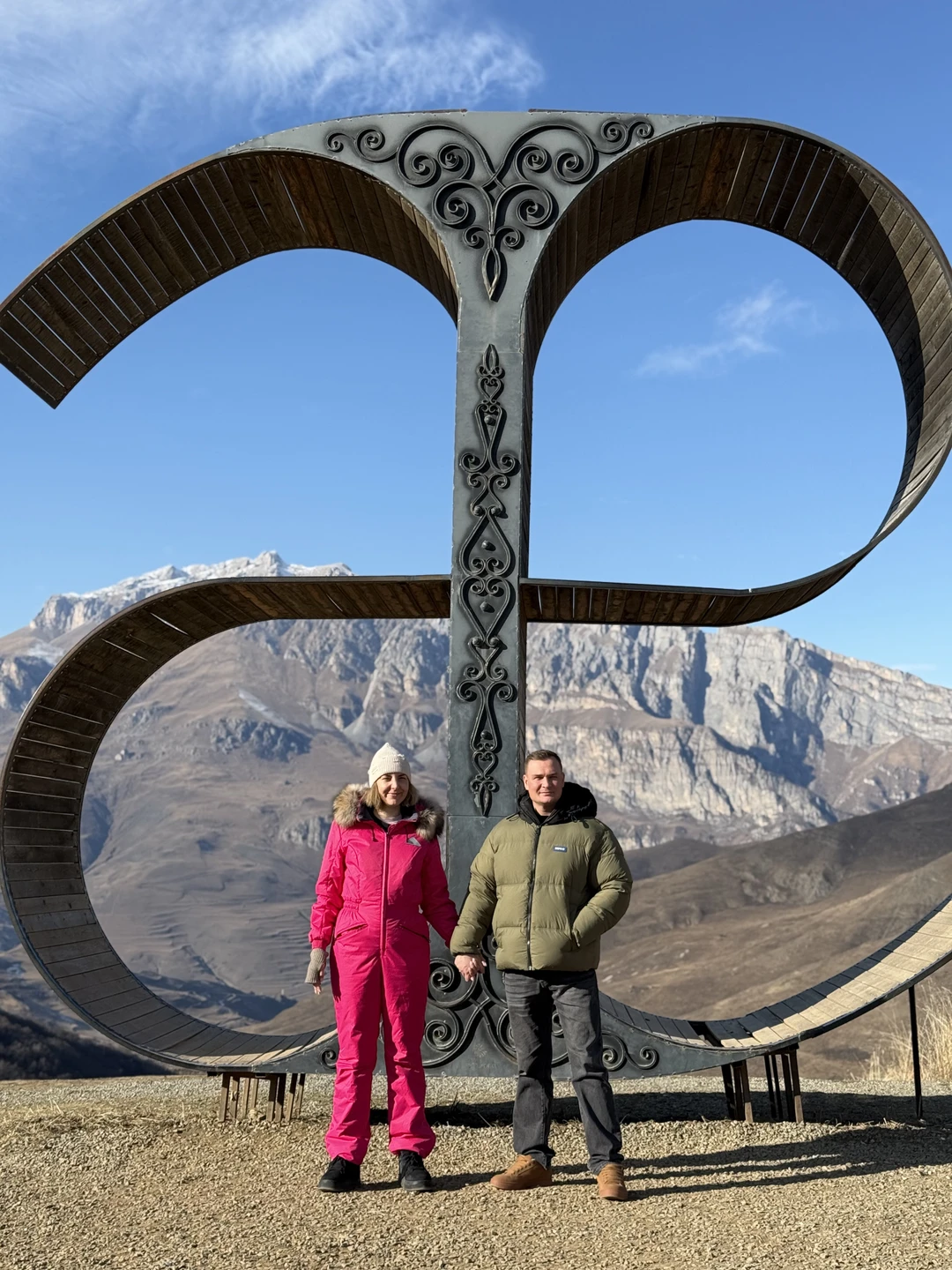 Добрый день, хочу поделиться своими впечатлениями о нашем мини-путешествии с семьей. Мы хотели познакомиться с Республикой