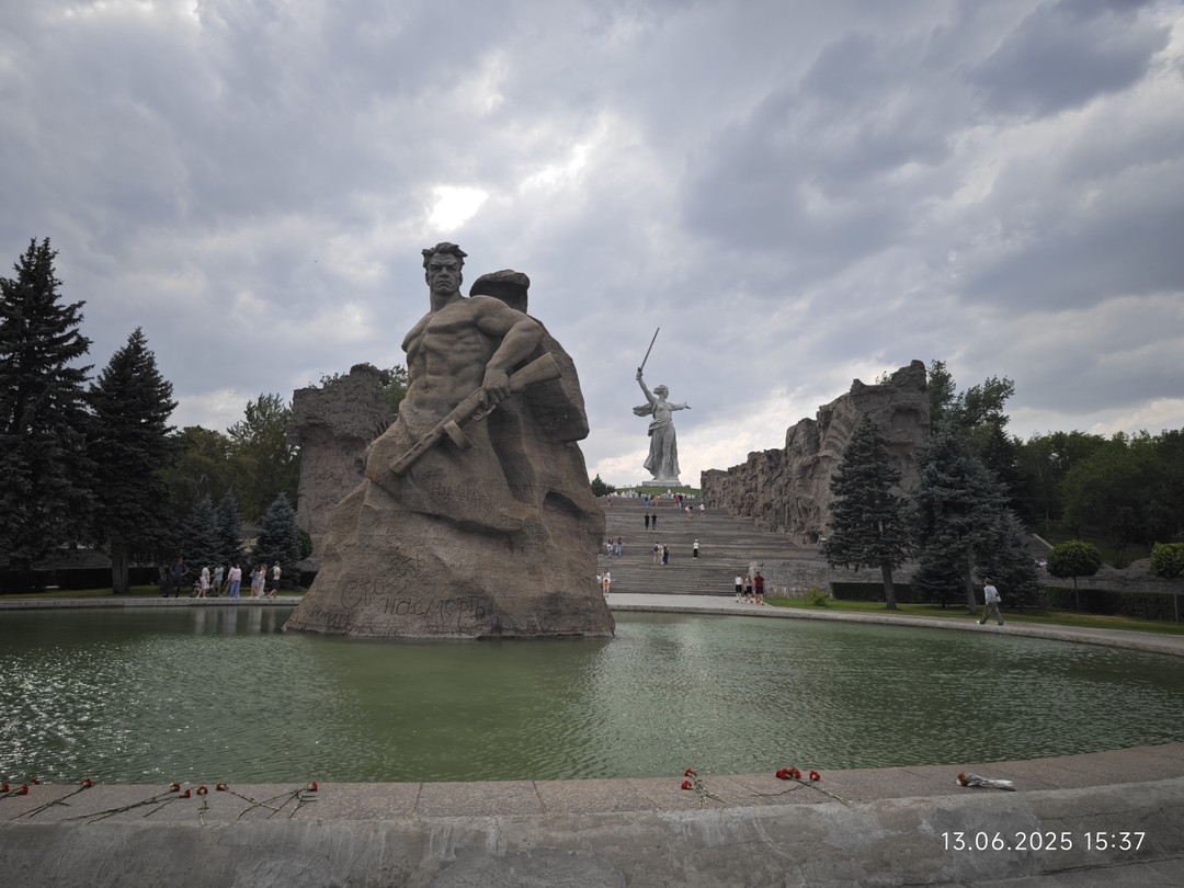 Мамаев курган: история в камне (Гузель)