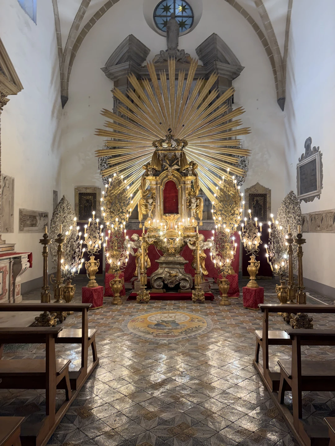 Это был мой последний день в Неаполе, и мне очень приятно увезти с собой воспоминание об этой прекрасной экскурсии