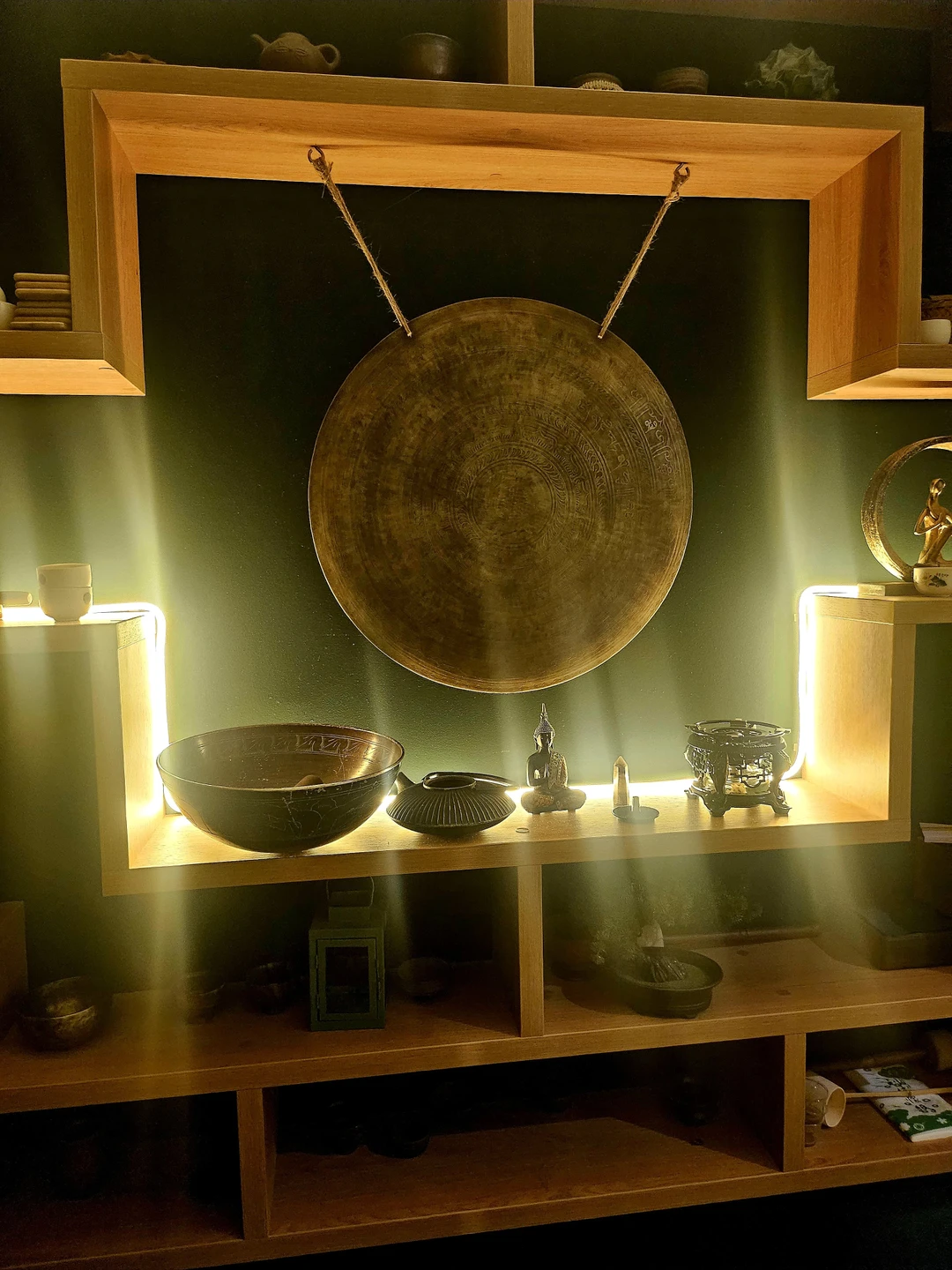 Дегустация выше всех похвал! Елена -замечательный и вовлечённый рассказчик,структурировано и подробно рассказала нам об основных принципах