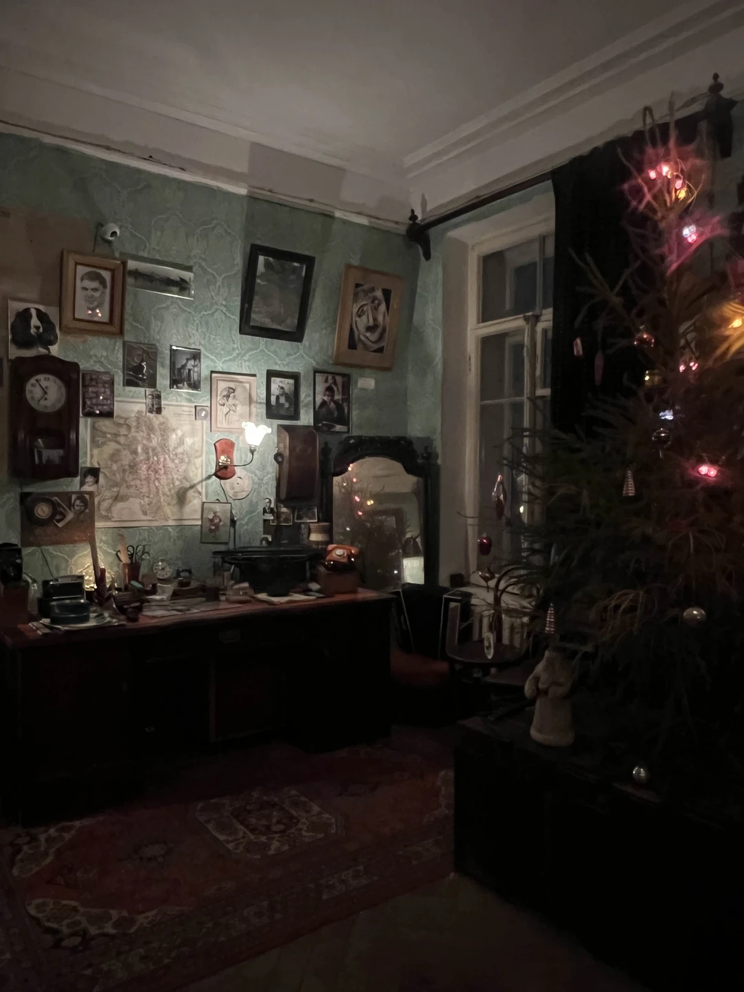 Ленинградские коммуналки - снаружи и изнутри (Элеонора)