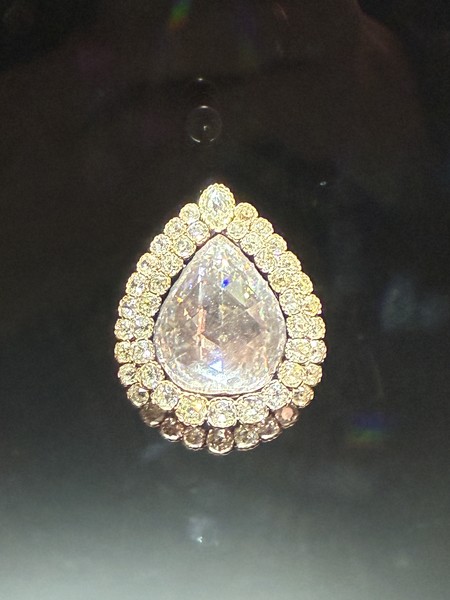 Спасибо за экскурсию! Было познавательно, некоторые моменты мы услышали впервые, очень интересные ракурсы истории из жизни