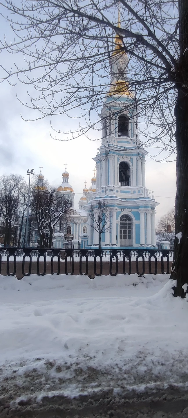 Рекомендую, всё понравилось, интересно. Кроме исторических фактов были и современные