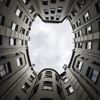 Фото отзыва 2: экскурсия "От парадных до стрит-арта: по знаковым местам Петербурга на авто премиум-класса"