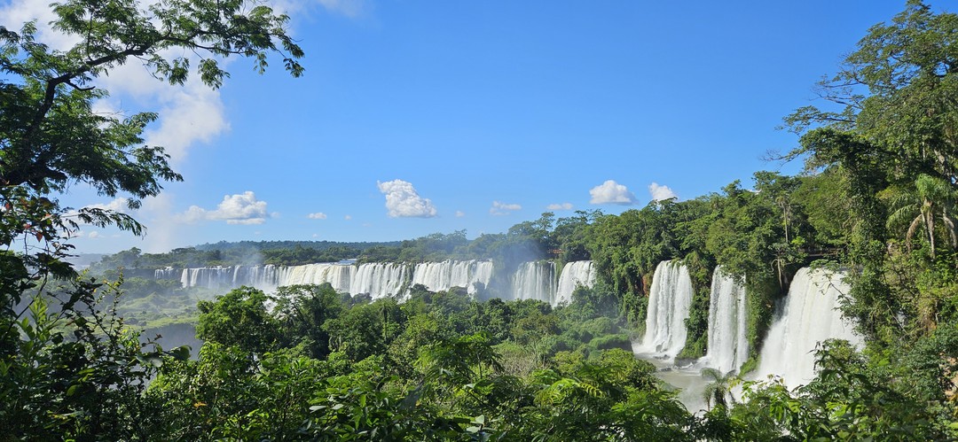 Большое спасибо Ивану за отлично организованную поездку!!! Помощь в покупке билетов (а это очень важно, если