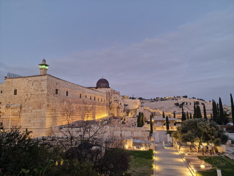 Безумно понравилась экскурсия! Нам объяснили как проходить границу. потом гид Елена показывала очень интересные места и