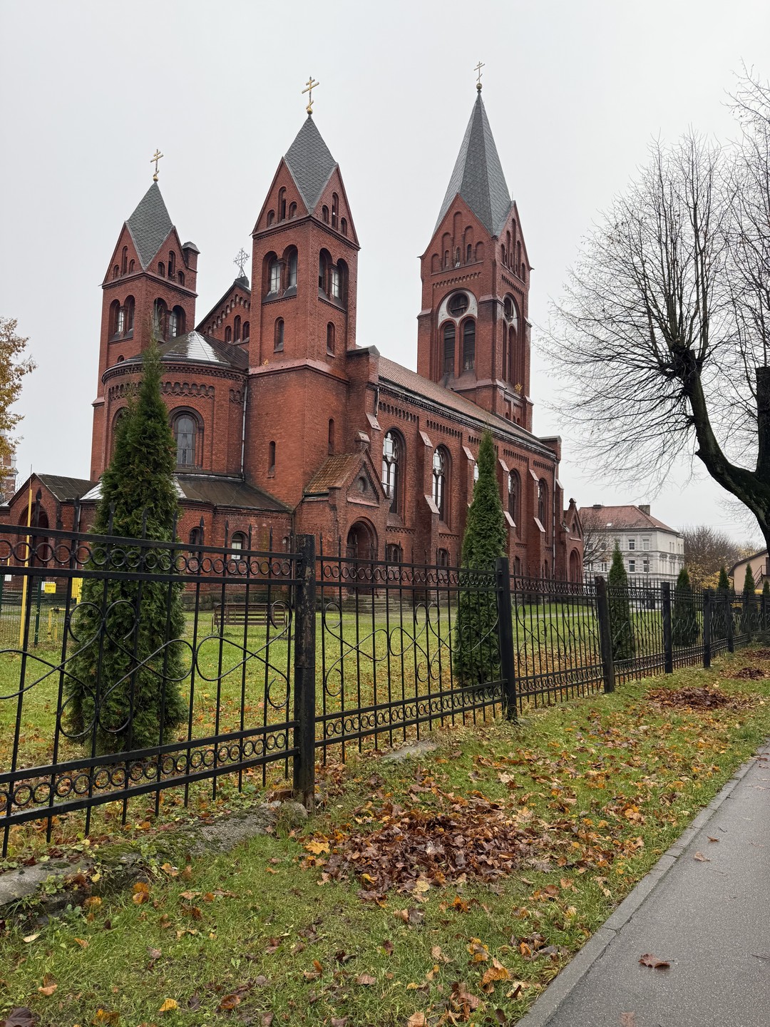 Шикарная экскурсия, нас забрали прямо от места проживания на комфортном и чистом автомобиле