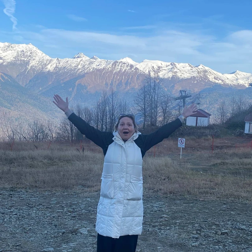 Классная экскурсия, но было бы лучше убрать из программы олимпийский парк, дегустацию и обед. Больше времени