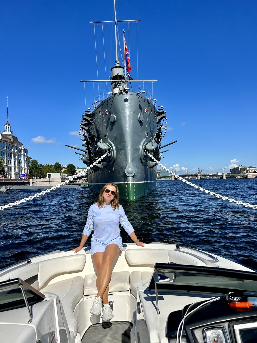 По каналам Петербурга на элитном катере с гидом (Любовь)