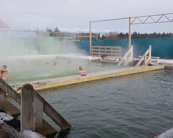 Посёлок Аршан у подножия Саян, водопады на реке Кынгырга, Хойморский дацан и купание в термах