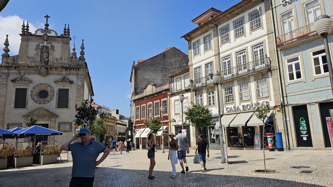 Гид от Б-га. Мы много путешествуем, всегда берем гидов. Но чтобы прийти в восторг после первого