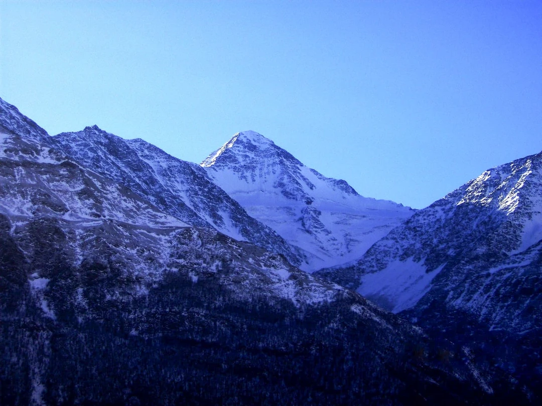 высокие горы чечни