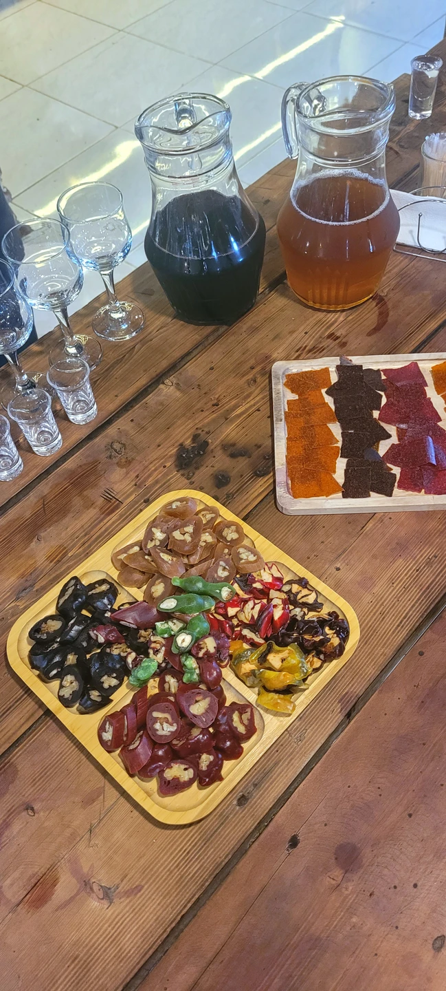 Очень понравился пещерный монастырь Давида Гареджа