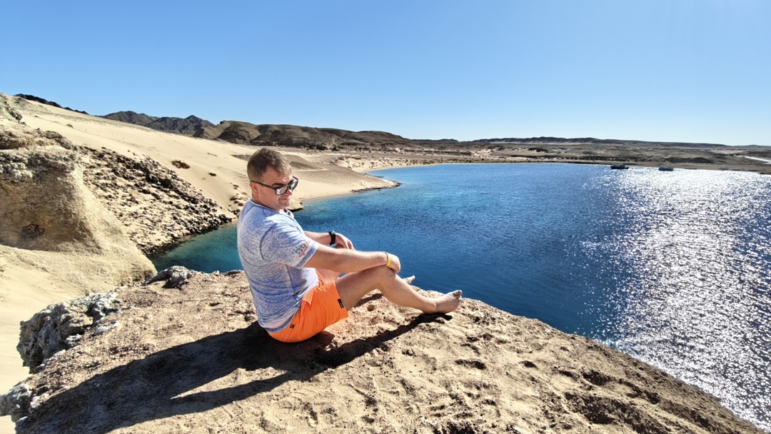 Отличная экскурсия, обязательно для отдыхающих в Шарм -эль-шейх))) Ценность Али в том, что очень хорошо построил