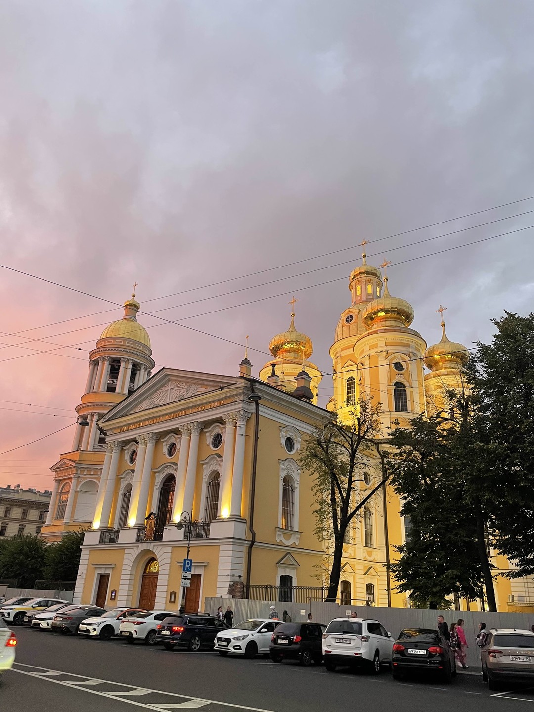 Была экскурсия с Дарьей. Нам все понравилось. Рассказ был живой, увлекательный
