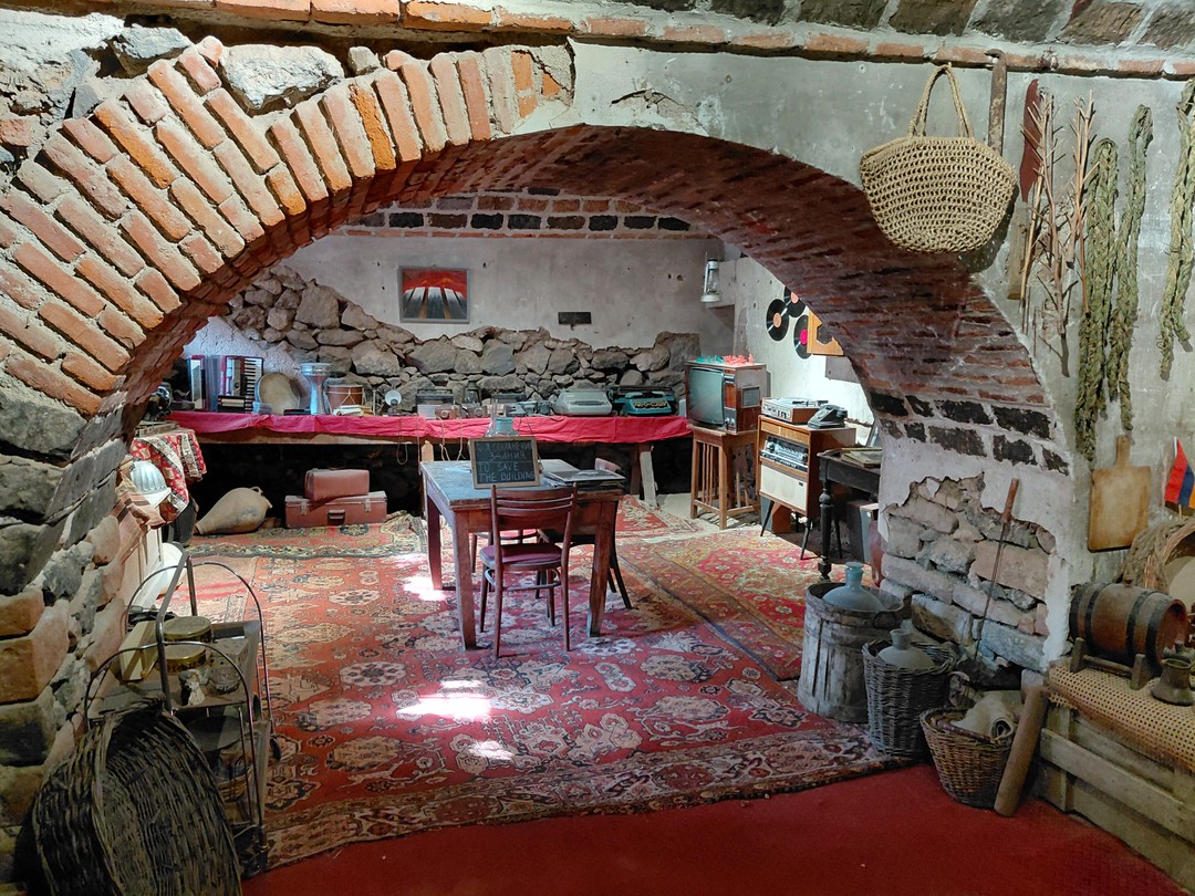 Рекомендуем замечательную экскурсию, где вы узнаете много интересного об историческом прошлом Еревана и про кофе!