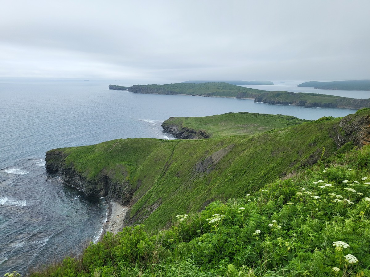Необитаемый остров Шкота и мыс Тобизина (12/17)