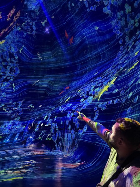 Блистательный Абу-Даби (Гусейнов)