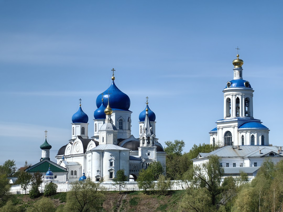 Большое спасибо организаторам за ооооочень познавательное путешествие по древнерусским городам. С нами было два гида: в