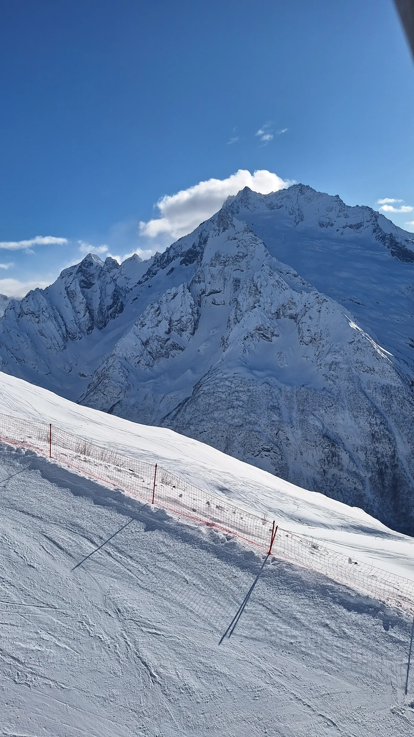 Это было великолепно! Тамара, наш гид, - это бриллиант среди всех гидов Кавказа! Огромные знания истории