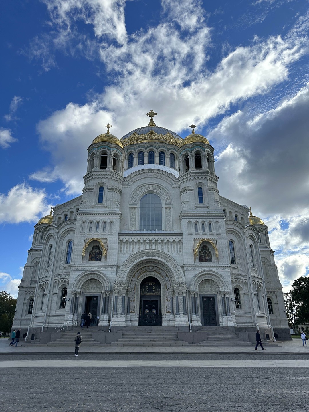 В Кронштадт на авто бизнес-класса (Наталья)