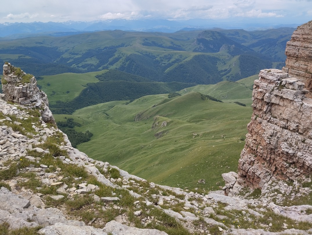Благодарю гида-водителя Руслана за потрясающую экскурсию! ⭐⭐⭐⭐⭐ Поездка получилась позитивной, душевной и познавательной!