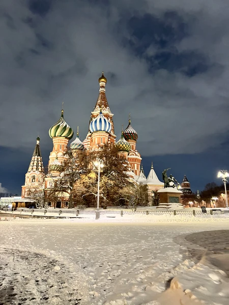 Скмые замечательные эмоции остались от экскурсии! Огромная благодарность Сергею! Очень доступно, интересно, познавательно рассказывает для всех