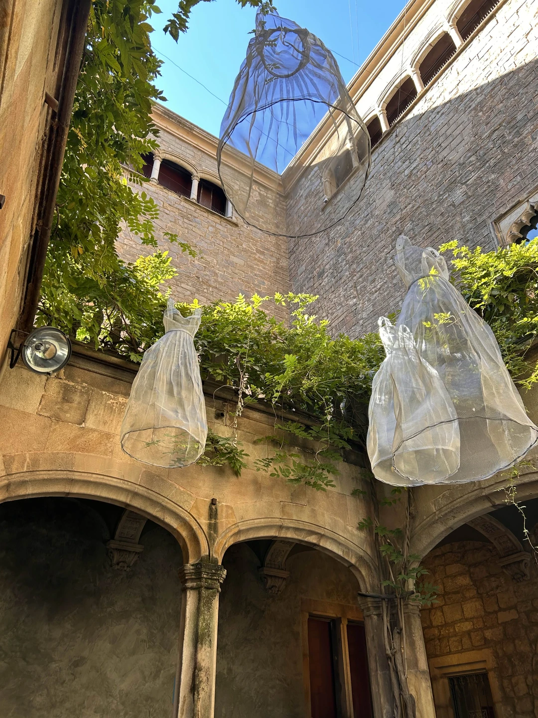 я очень сильно рекомендую экскурсию с Екатериной, столько фактов, столько мыслей, что теперь жалею, что не записывала никуда!