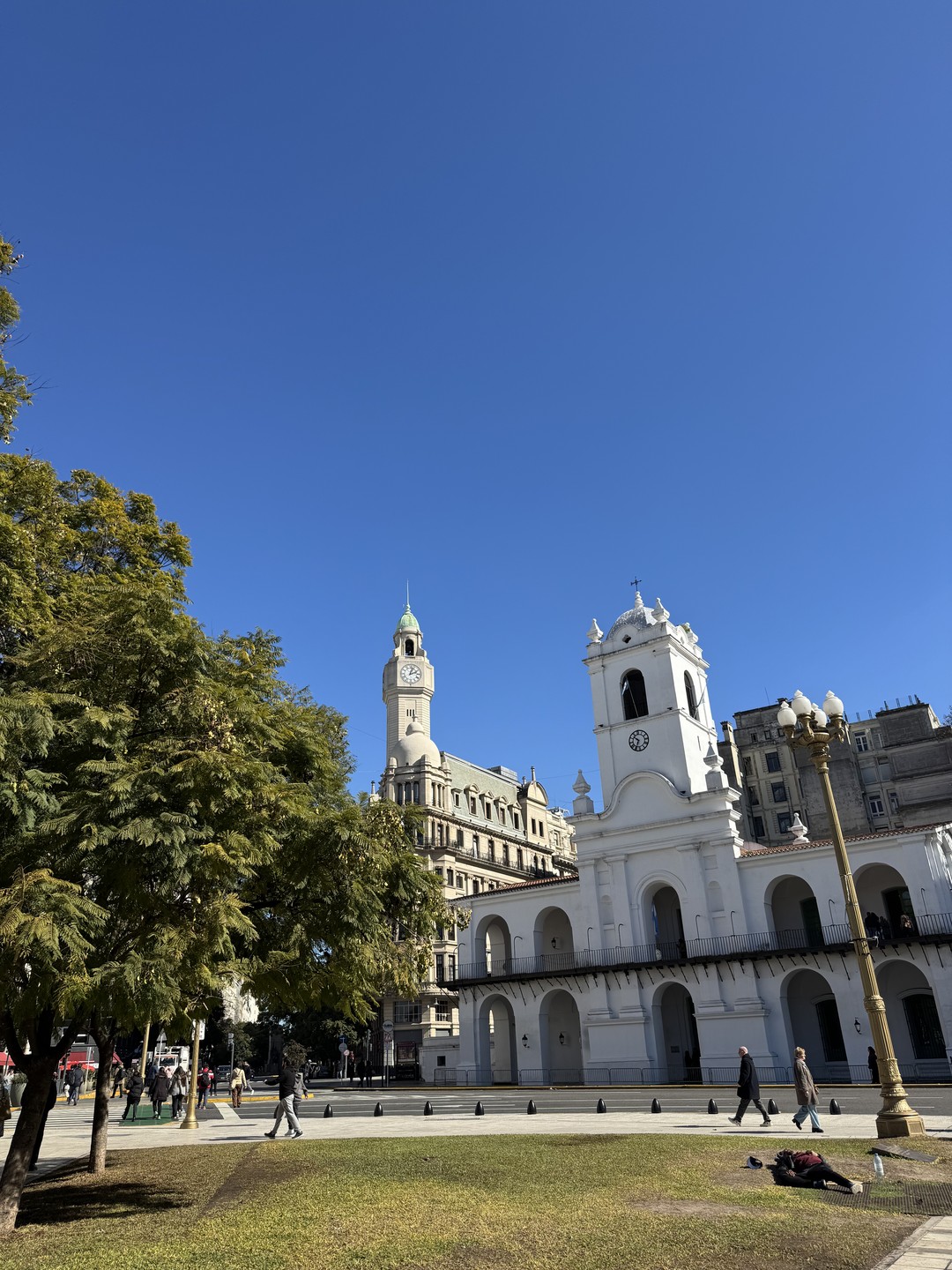 Нам очень понравилась экскурсия! Светлана очень позитивная девушка, знающая город на 💯. Мы не просто узнали