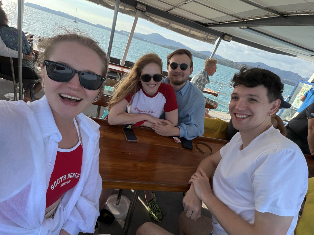 Нам очень понравилось. У нас был инструктор Антон - очень доброжелательный и заботливый