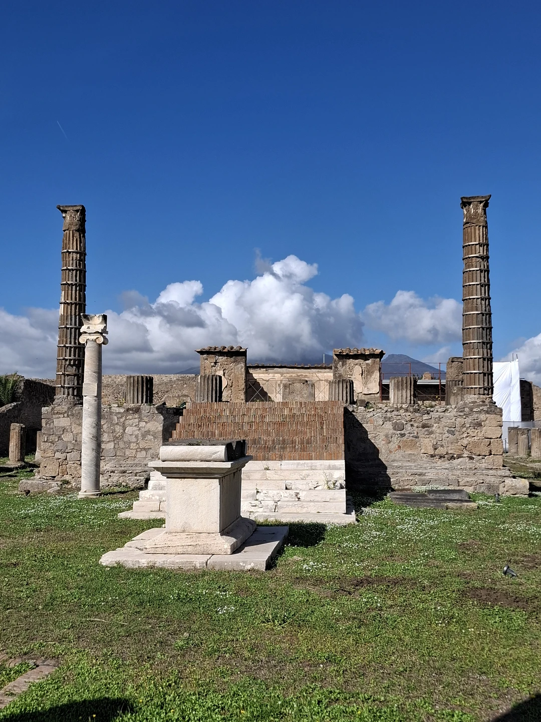 Помпеи - погружение в прошлое и свежий взгляд на настоящее (Соня)