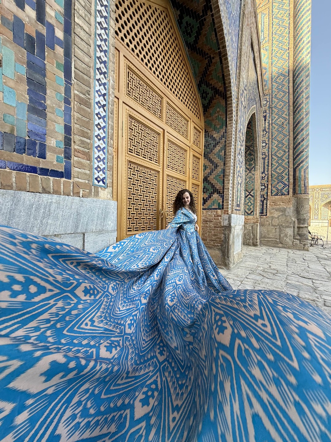 Спасибо Нисо за прекрасную утреннюю фото и видеопрогулку в Самарканде!