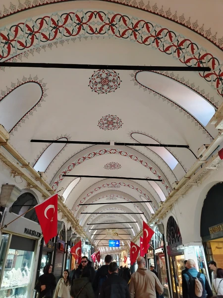 Отличная экскурсия для беглого знакомства с центром Стамбула и его историей. Нужный темп прогулки выбираешь сам