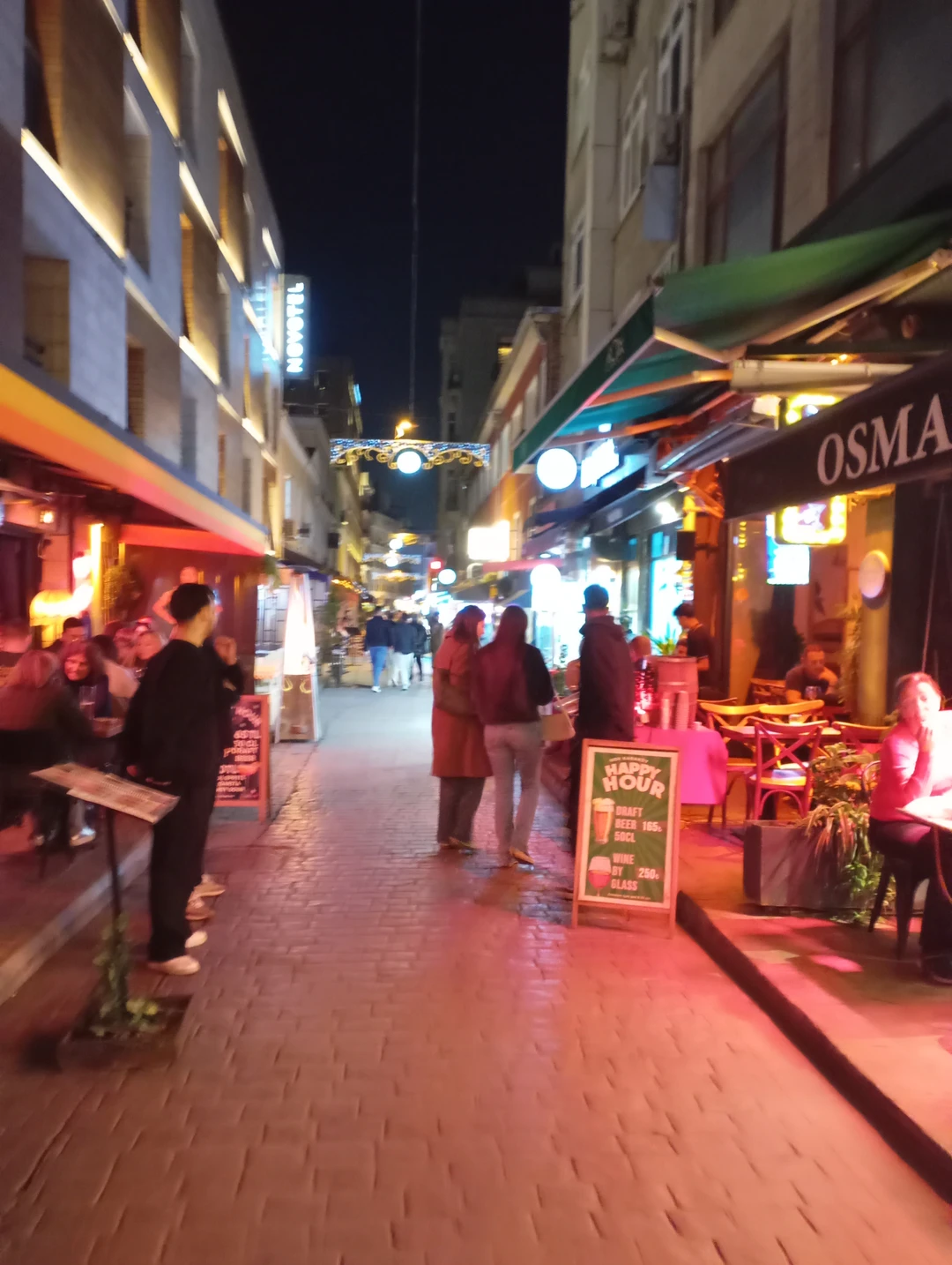 Данную экскурсию можно рекомендовать для путешественников, которые уже посетили основные достопримечательности в городе. С аудио гидом