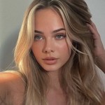 Юлия - представитель агентства