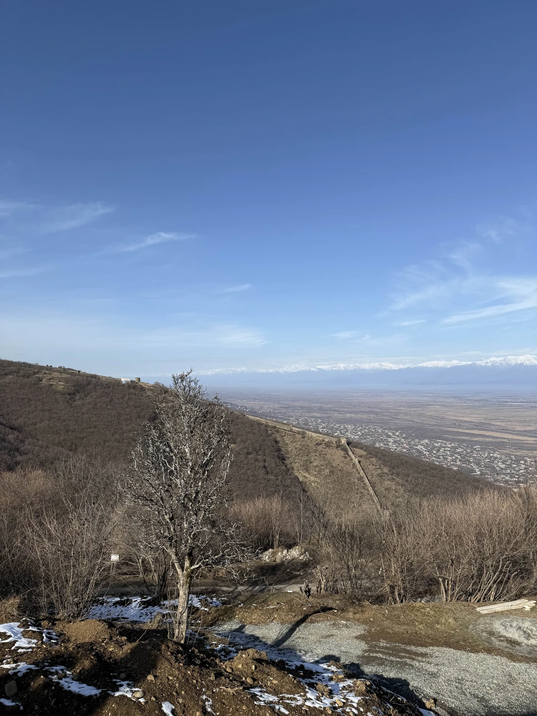 Отличный день в компании гида Ноеля! Ненавязчиво,заботливо,весело! Были в нескольких локациях,которые не входили в план,маршрут менялся