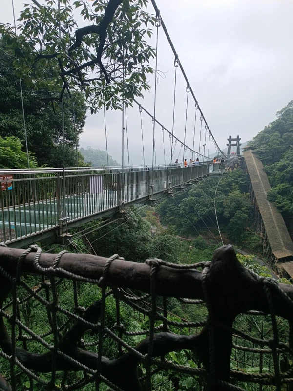 Из Гуанчжоу - в ущелье Гулун и деревню Лантоу