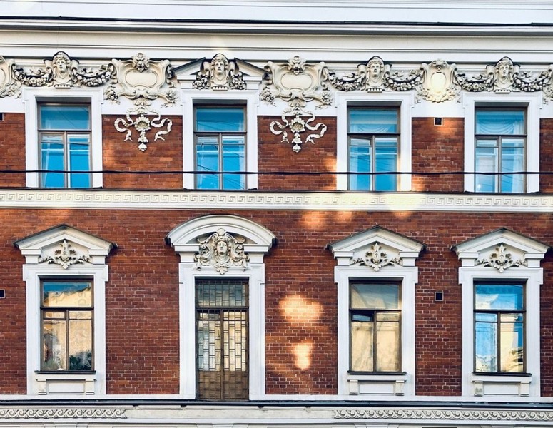 Виды Квест-прогулка «По тайным тропам Васильевского острова»